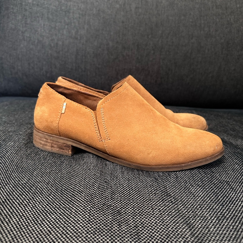Toms Tan Suede Women's Loafers